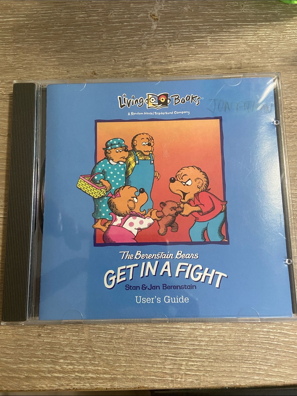 The Berenstain Bears Get in a Fight Living Books CD-ROM (Windows, MAC)